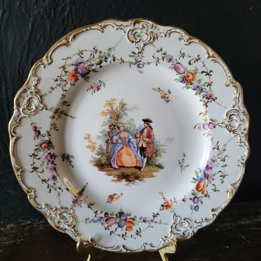 Antique Meissen Plate Courting Couple Romantic Scene Floral Design 8.75"